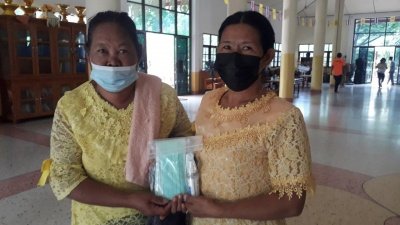 โครงการส่งเสริมกิจกรรมป้องกันโรคระบาดตามฤดูกาล  โรคอุบัติใหม่ หรือภัยพิบัติในพื้นที่ วันที่ 31 พฤษภาคม 2564 โดยกองทุนหลักประกันสุขภาพ อบต.มะค่า ร่วมกับ ชมรม อสม.ตำบลมะค่า        โครงการส่งเสริมกิจกรรม