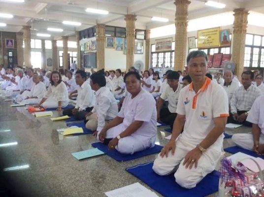 สวดมนต์ข้ามเดือน 29/08/57