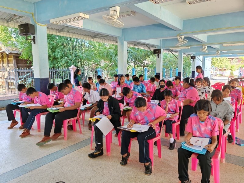 กิจกรรมโครงการฝึกอบรมให้ความรู้เรื่องวินัยจราจรให้กับโรงเรียนในเขตพื้นที่และประชาชนในตำบลมะค่า